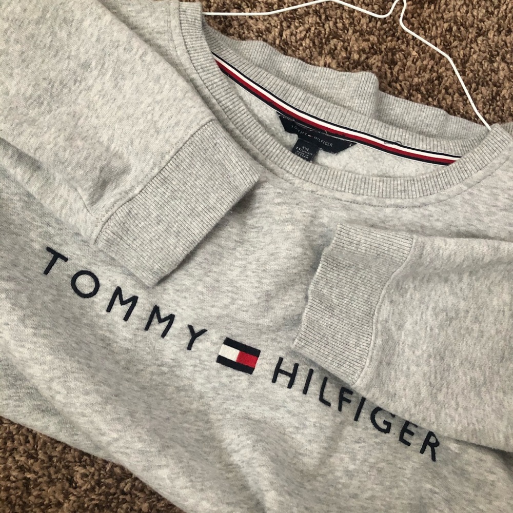 Tommy Hilfiger crewneck sweatshirt